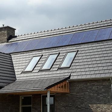 Monier Signy-Finnez antraciet mat vol donker dakpan